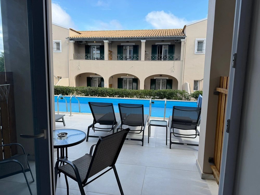 Amour Holiday Resort