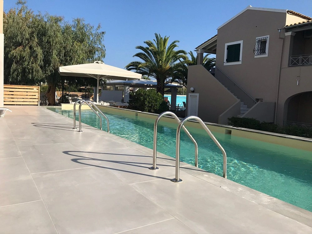 Amour Holiday Resort