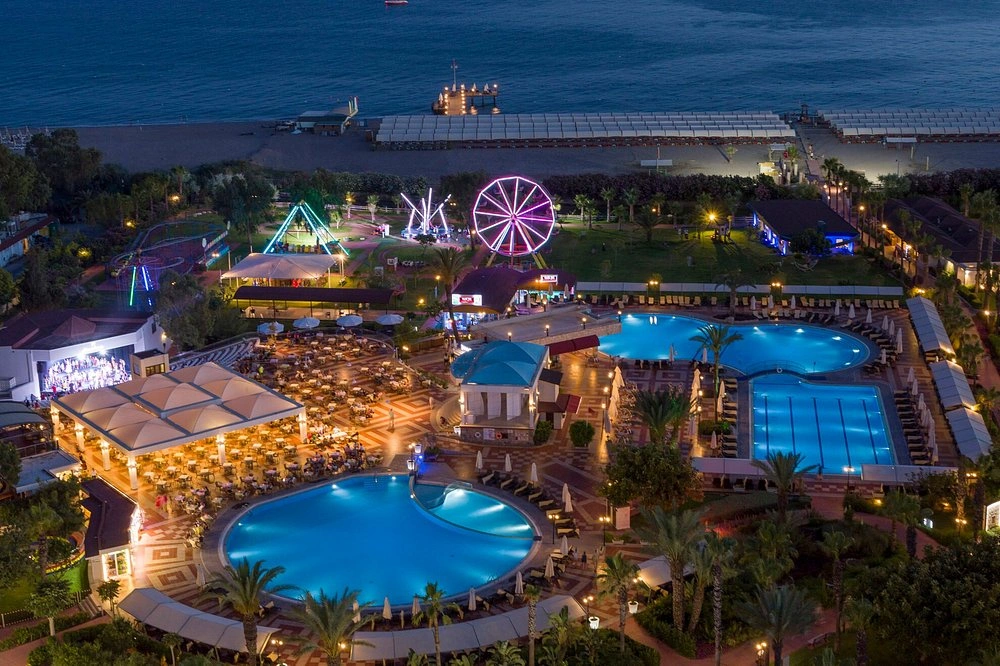 Club Hotel Turan Prince World