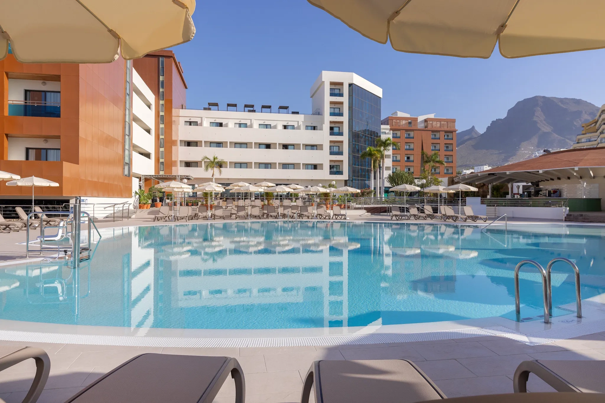 Aluasoul Costa Adeje