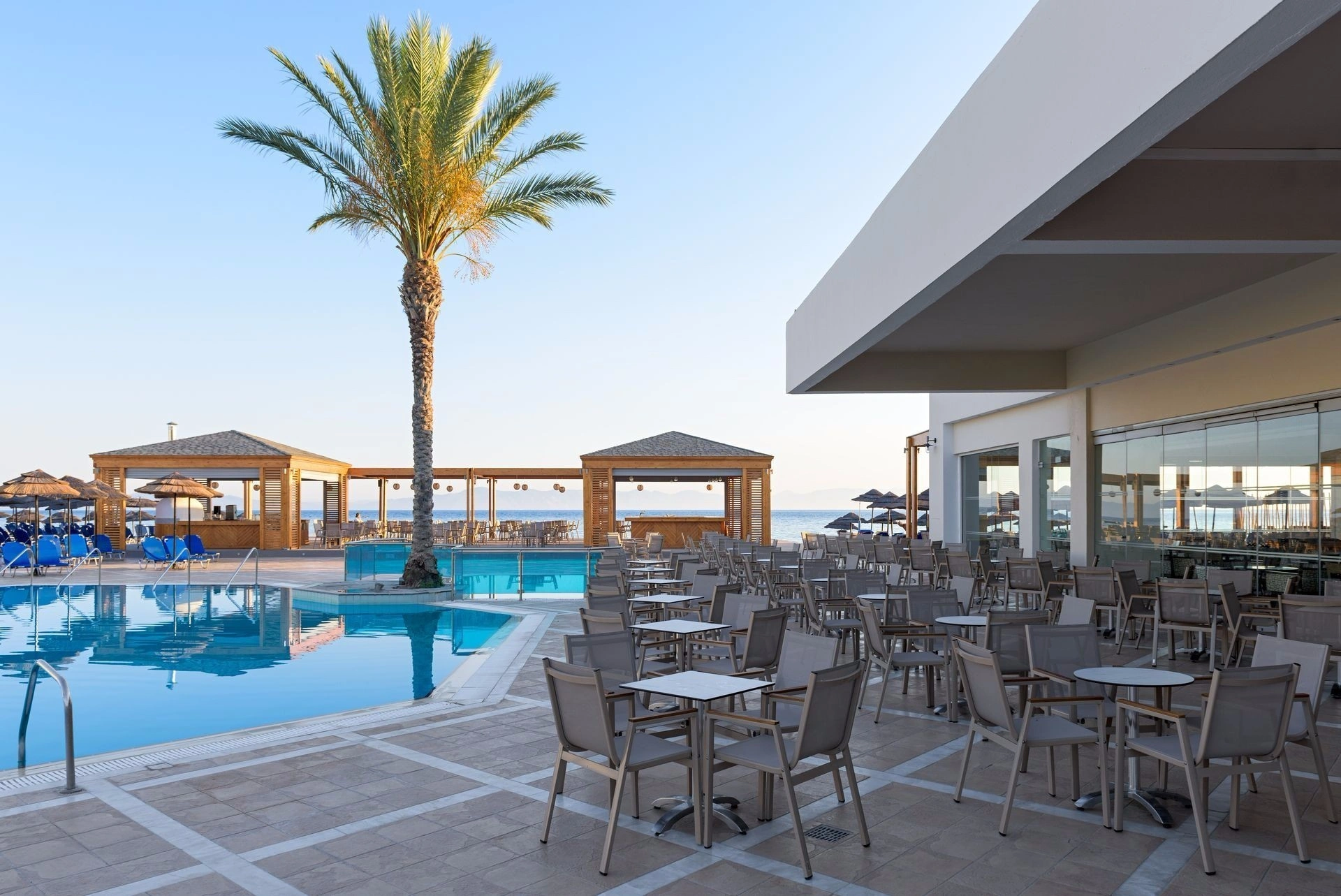 Avra Beach Resort Hotel & Bungalows