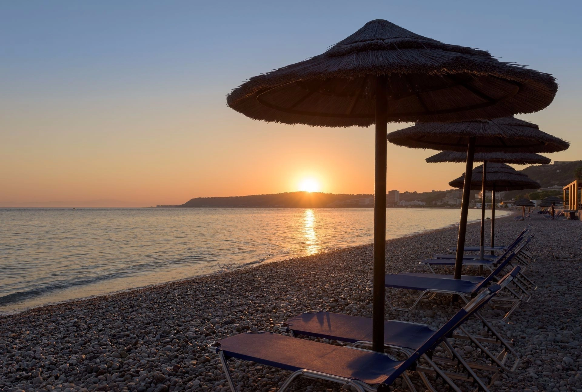 Avra Beach Resort Hotel & Bungalows