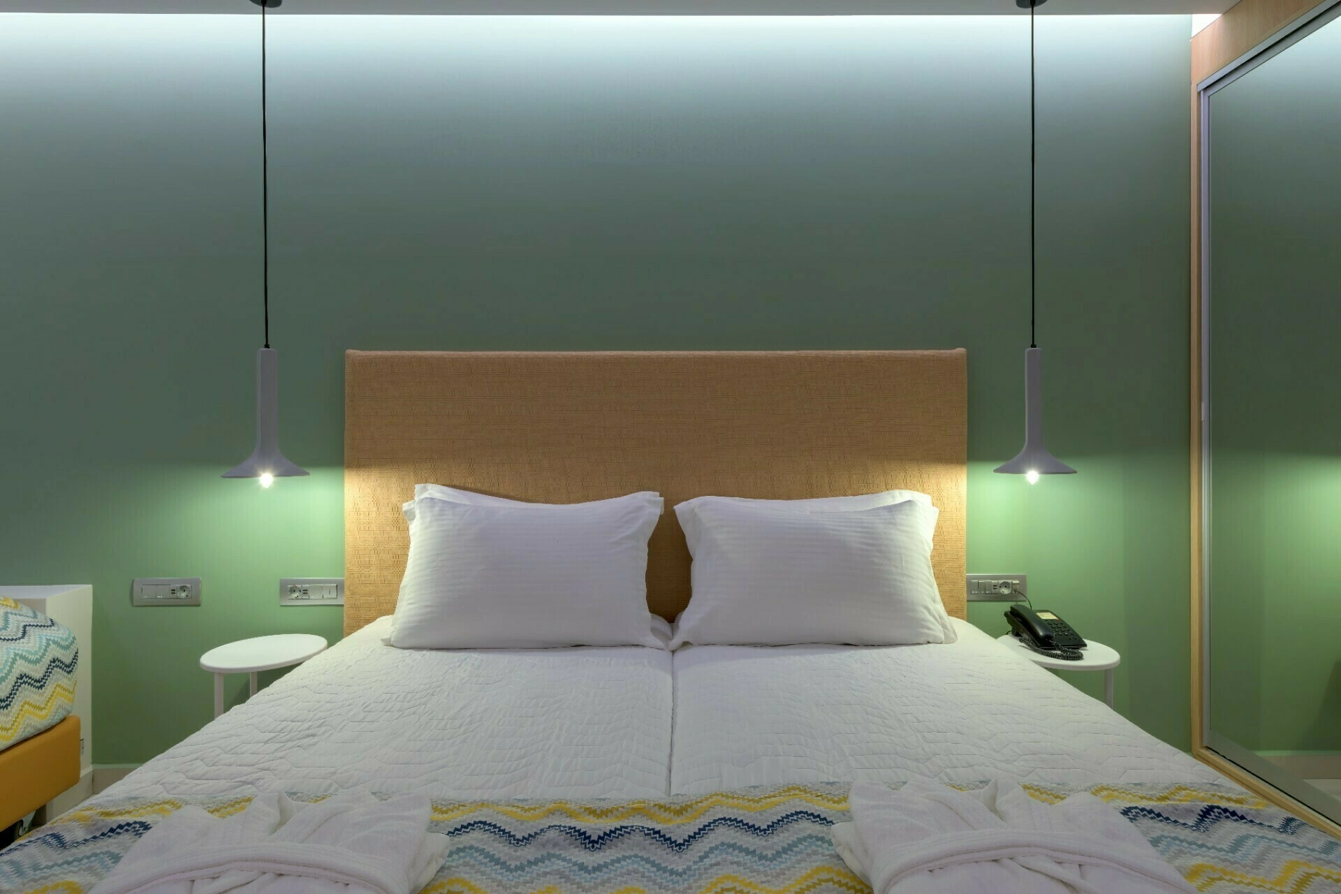 Avra Beach Resort Hotel & Bungalows