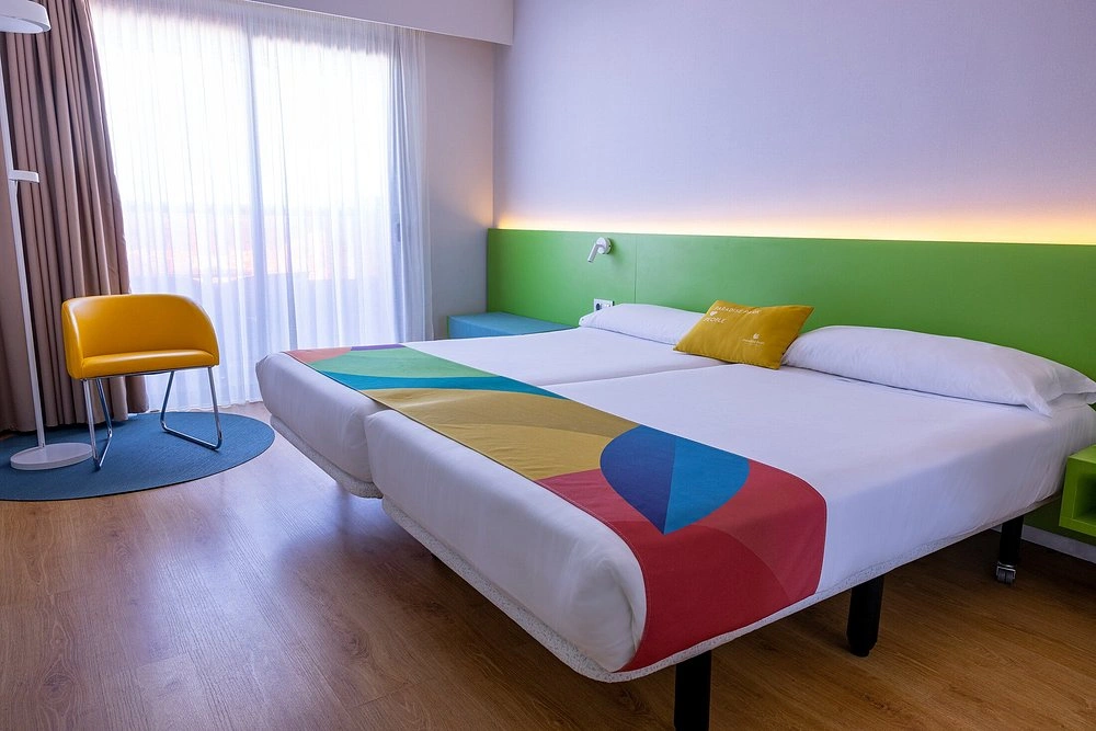 Paradise Park Fun Lifestyle Hotel