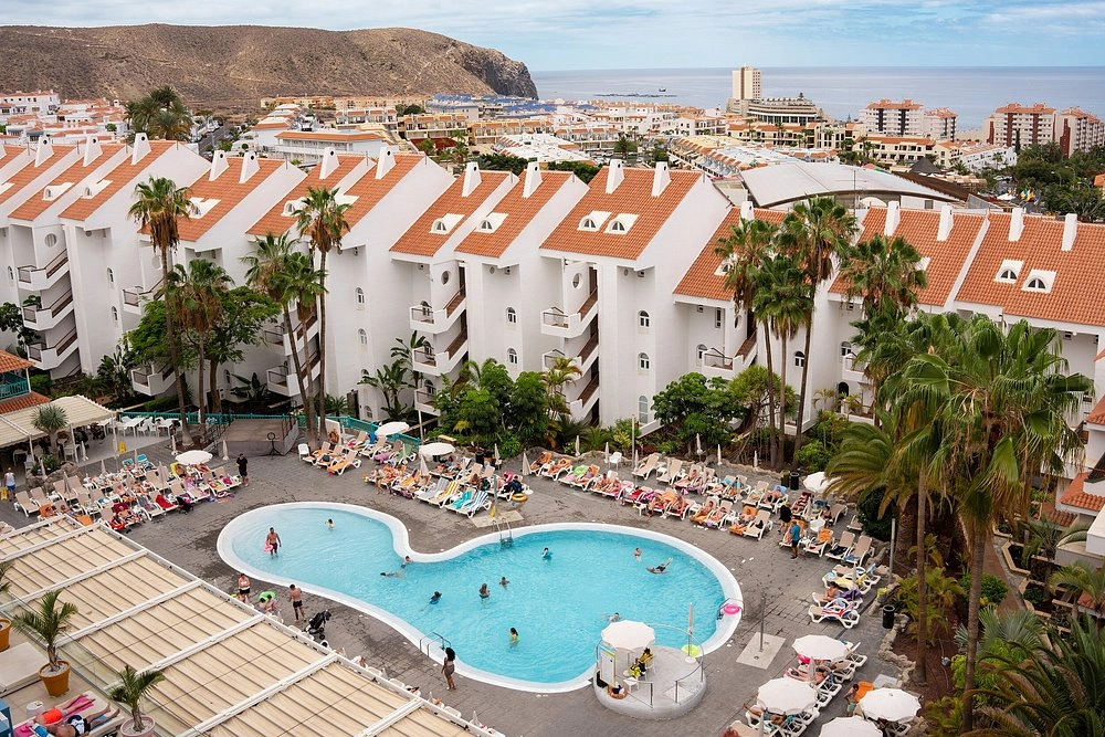 Paradise Park Fun Lifestyle Hotel