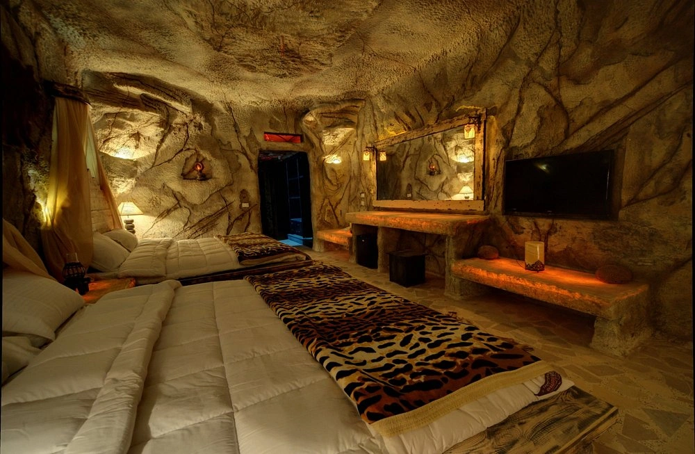 Caves Beach Resort