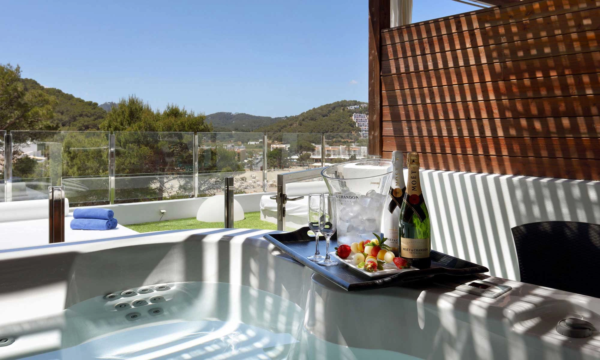 Palladium Hotel Cala Llonga image 5