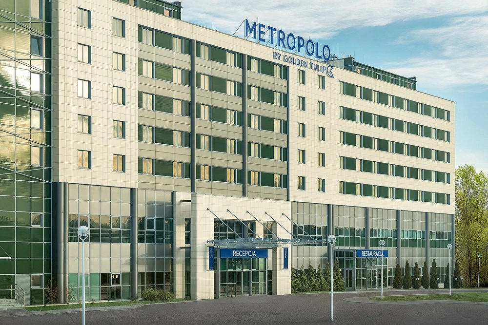 Metropolo By Golden Tulip
