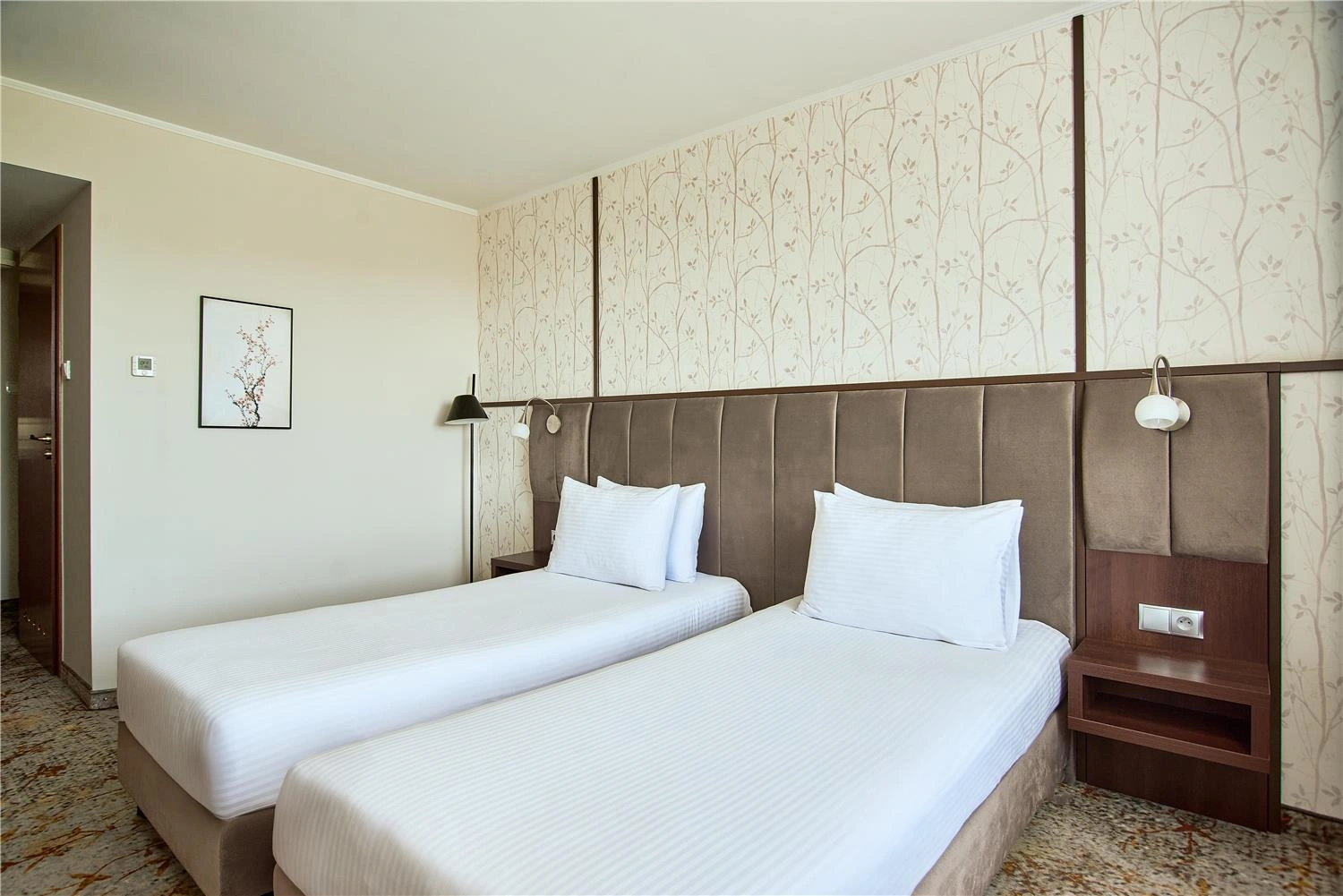 Metropolo By Golden Tulip