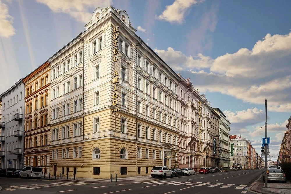 Alqush Hotel Downtown image 2