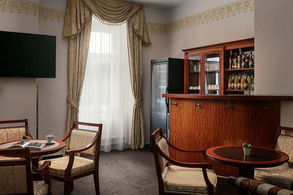 Alqush Hotel Downtown image 3