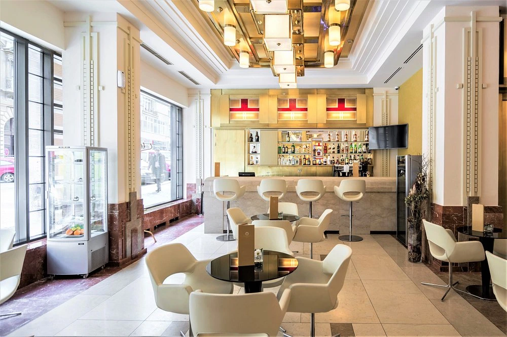 Hotel Majestic Plaza