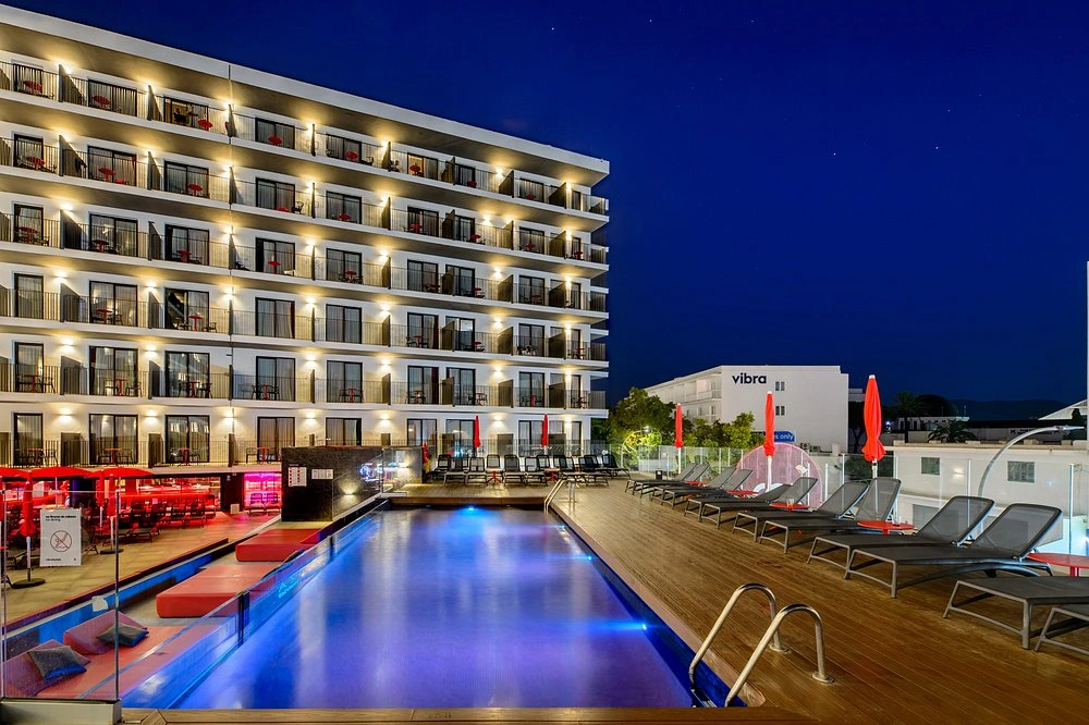 Hotel Vibra District (adults Only) image 2