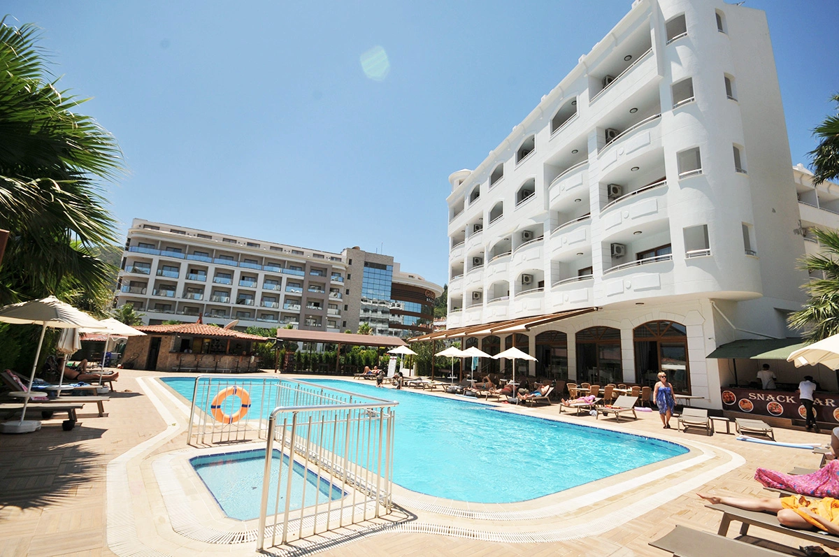 My Dream Hotel