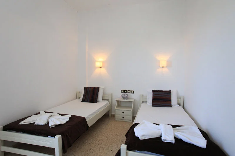 Iraklis Apartments