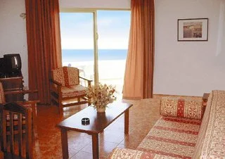 Las Piramides Resort