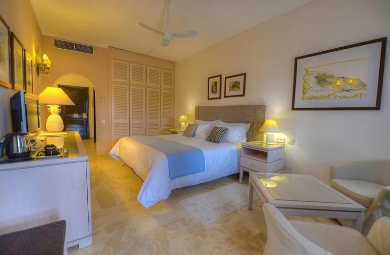  Ta'cenc Hotel