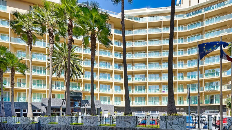 Bull Hotel Reina Isabel & Spa