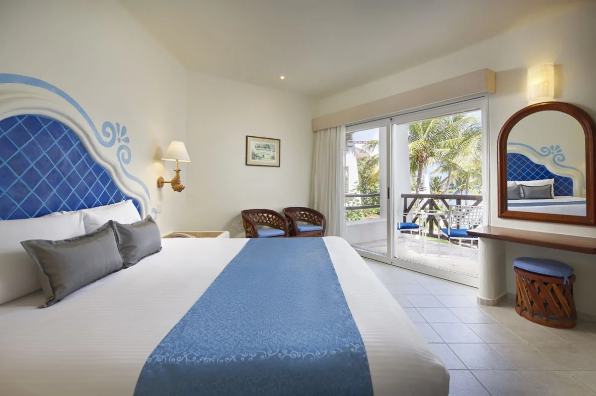 Desire Riviera Maya Pearl Resort