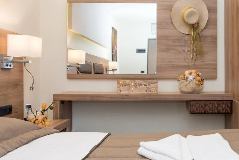 Gallery 5