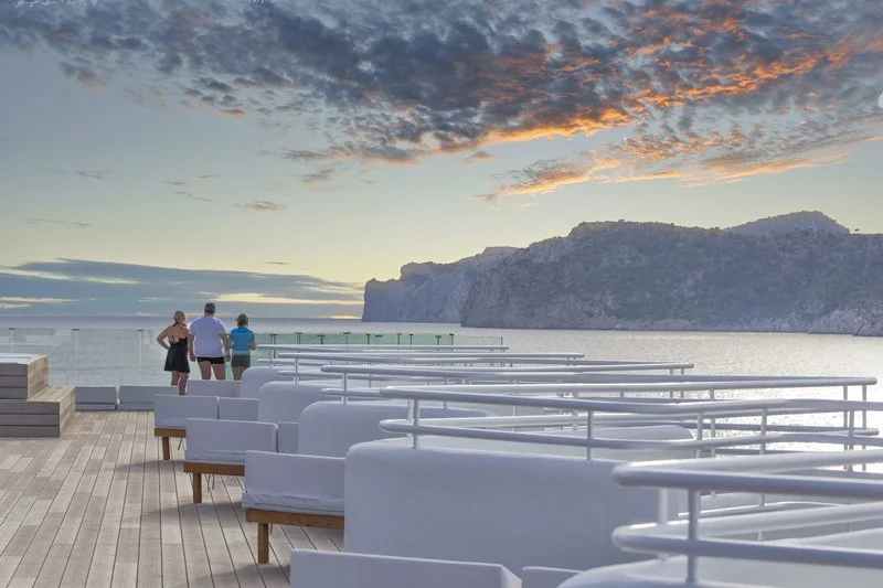 Fergus Style Cala Blanca Suites ****