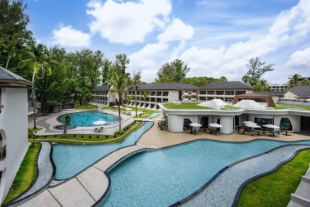 Amora Beach Resort Phuket