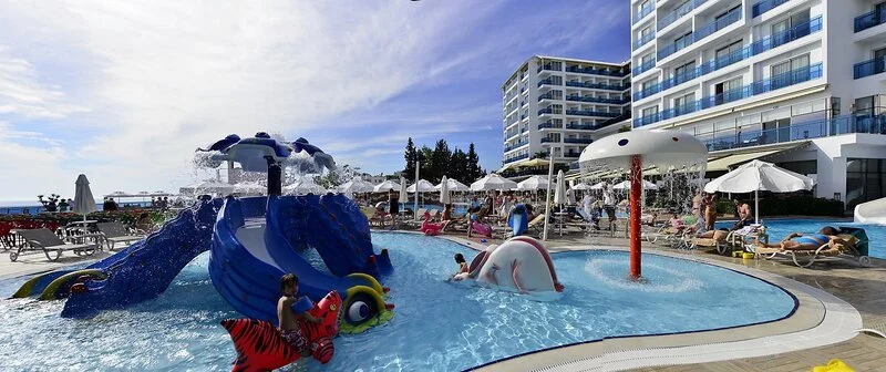  Azura Deluxe Resort & Spa Avsallar