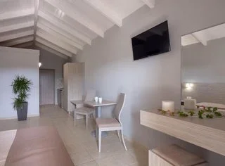 Gallery 5