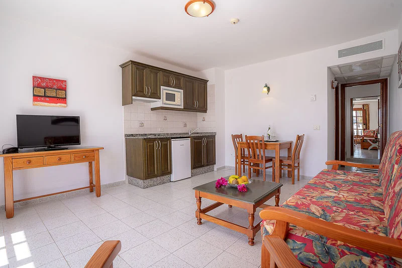 Montana Club Suite Hotel