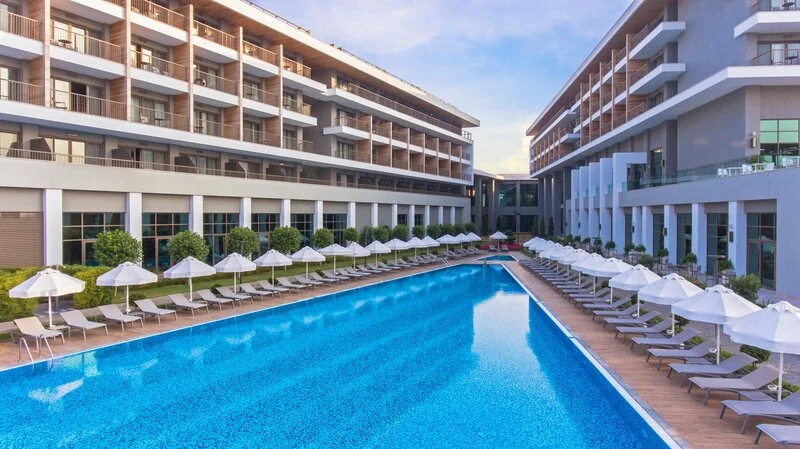 Acanthus Cennet Barut Collection