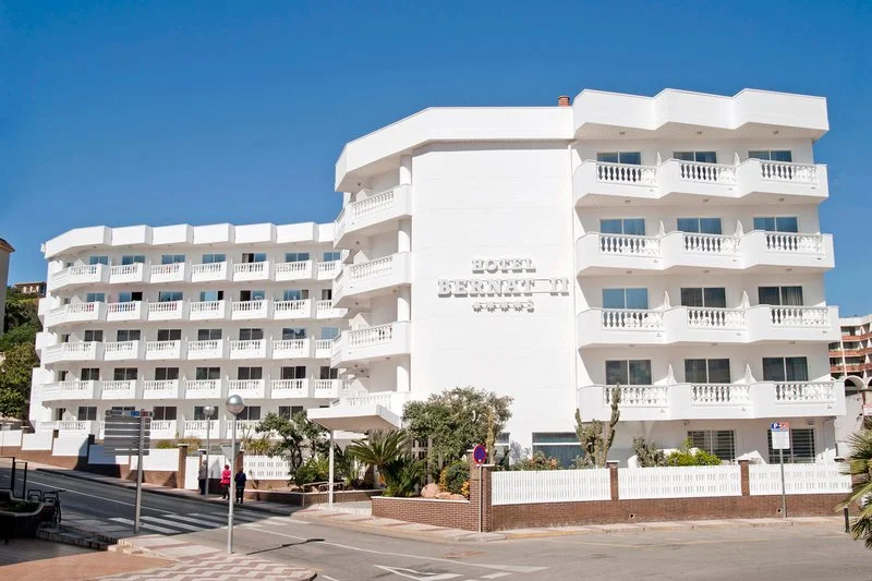 Bernat Ii Hotel