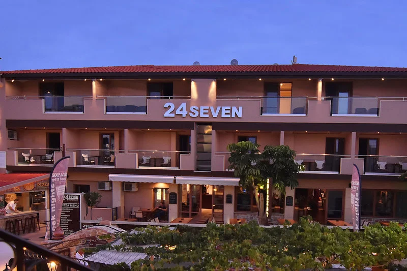  24 Seven Boutique Hotel