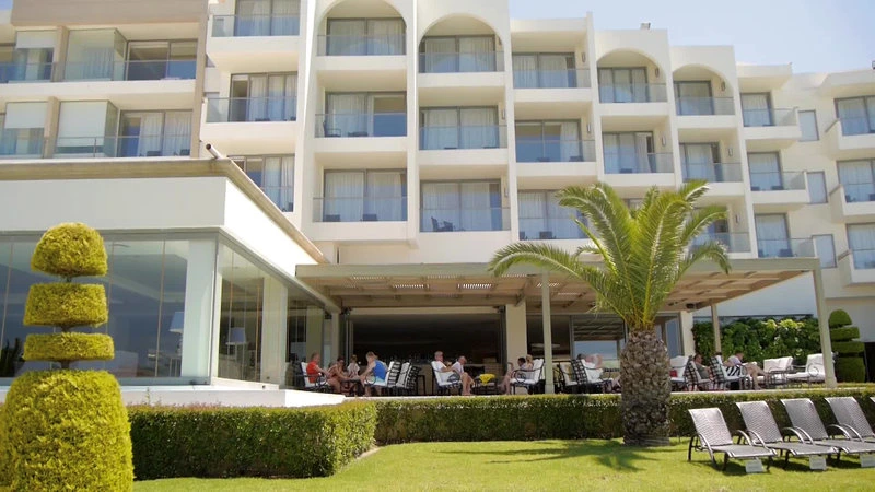 Sentido Ixian Grand