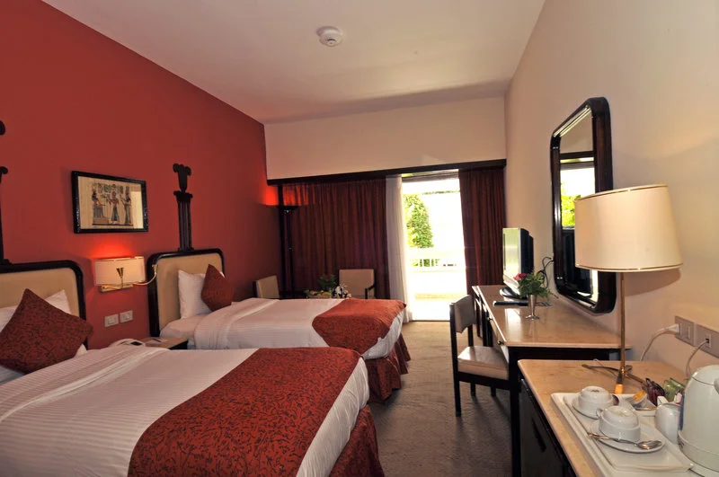 Aracan Eatabe Luxor Hotel