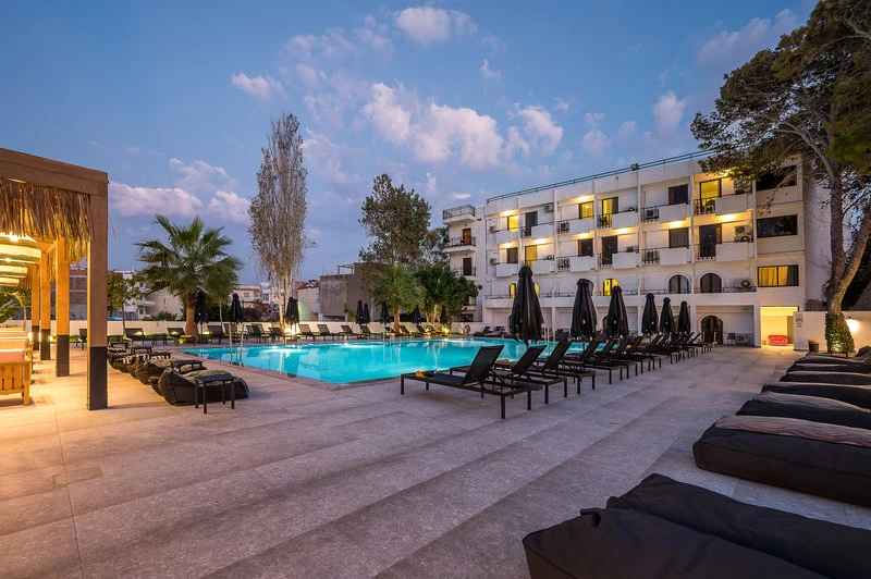 Heronissos Hotel